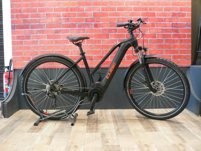 Vélo électrique CUBE Nature OV1 occasion